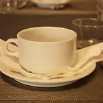 Foch شقة فندقية 3*