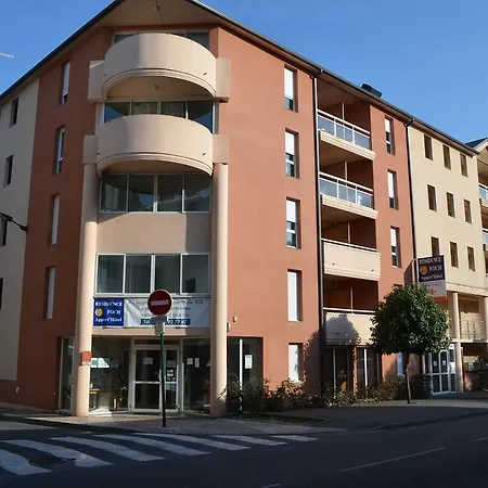 Foch Hotel apartamentowy 3*