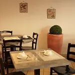 Apartahotel Foch 3*