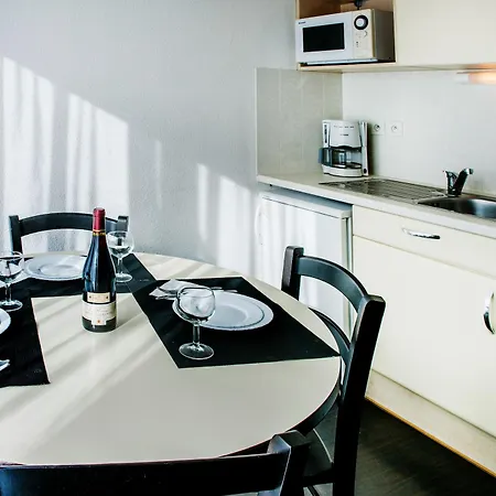 Residencia Foch Apartahotel Lourdes