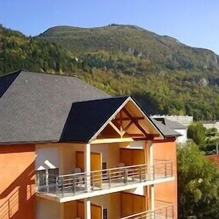 Foch Apartmanhotel 3*