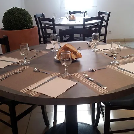 Apartahotel Residencia Foch 3*