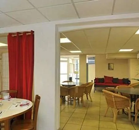 Apartahotel Residencia Foch 3*