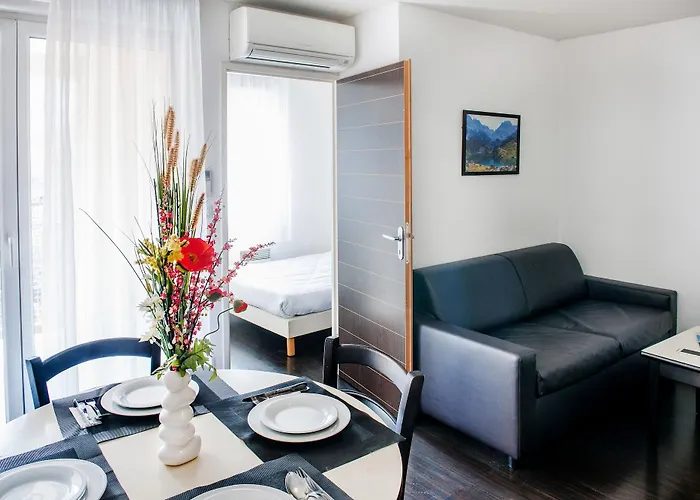 Foch Apart Otel Lourdes