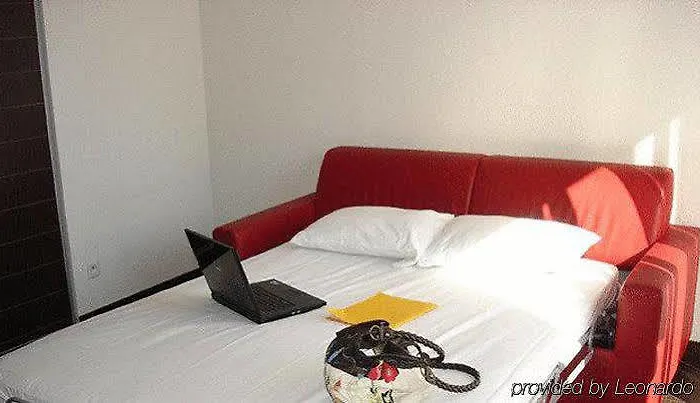 Apart Otel Foch Lourdes